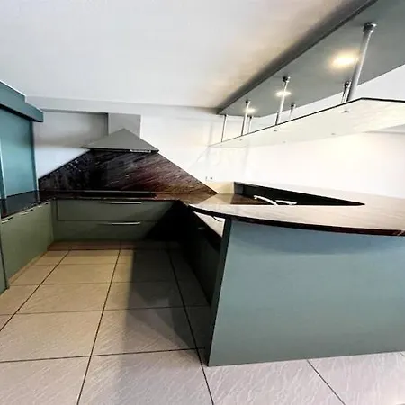 In With Sea-view Apartment *